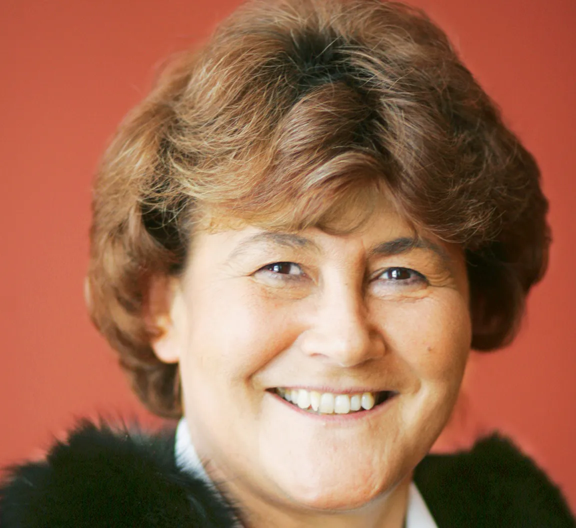 Portrait-Zsuzsanna-Jakab