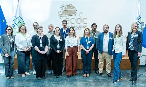 Group picture from meeting on data analytics and artificial intelligence