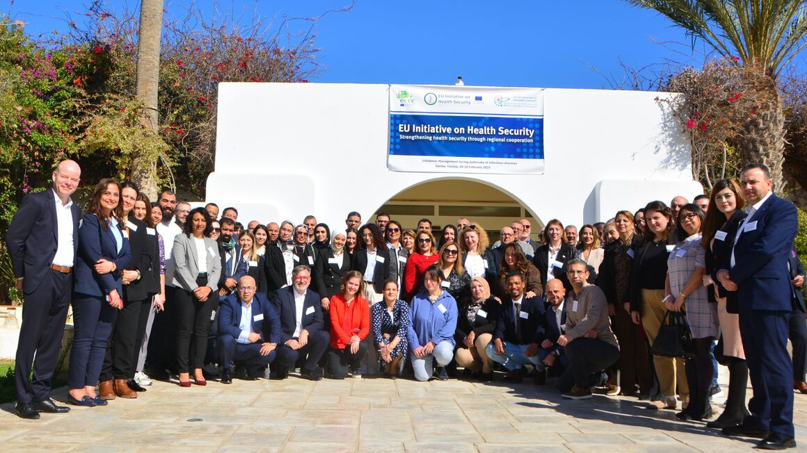 Group photo infodemic Tunisia workshop