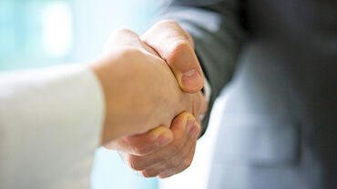 Handshake. ©Istock